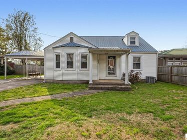 302 N 9th Street, Cave City, KY 42127