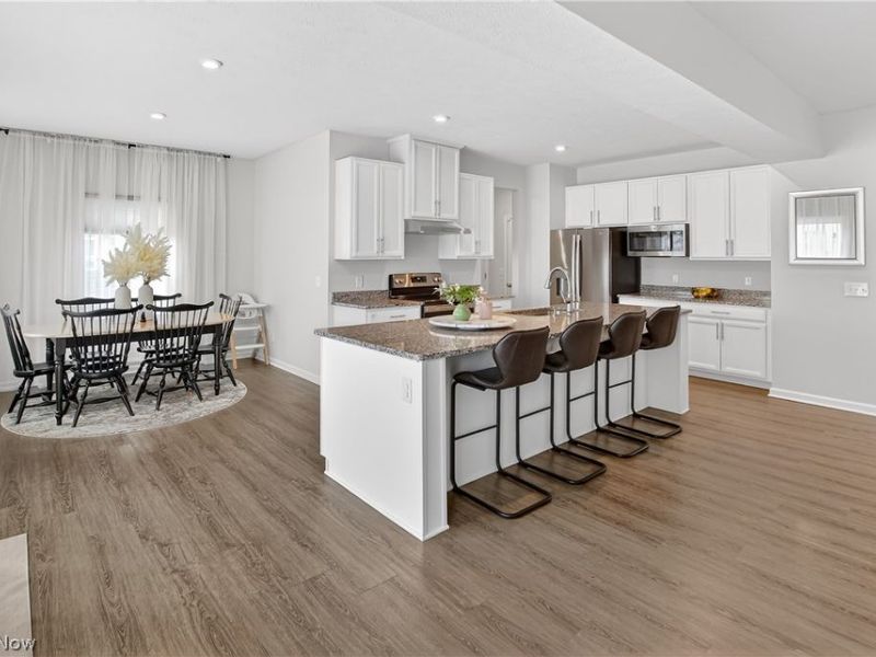 76 Wanda Court, Kent, OH 44240 Photo 8