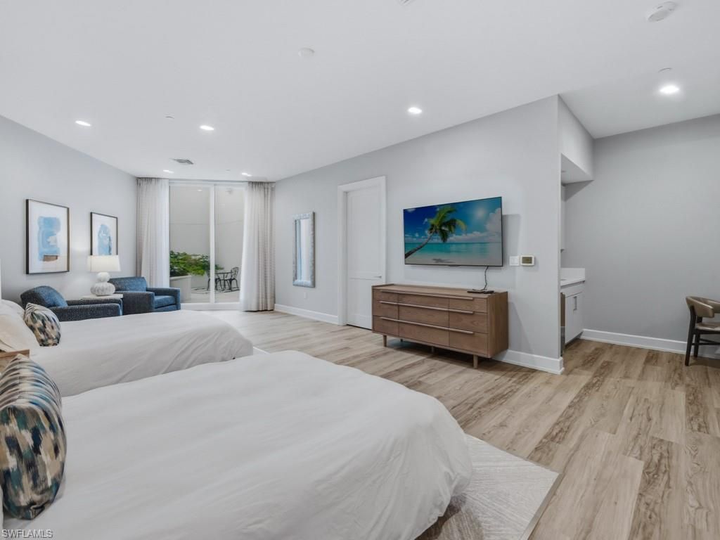 4142 Bay Beach Ln, Unit 804, Fort Myers Beach, FL 33931 Photo