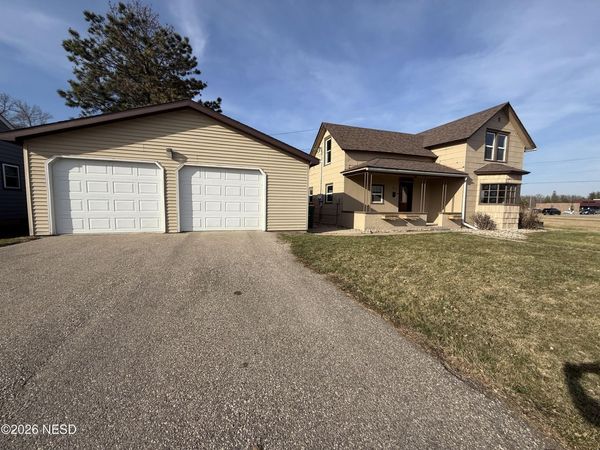 811 SUMMIT STREET, Milbank, SD 57252