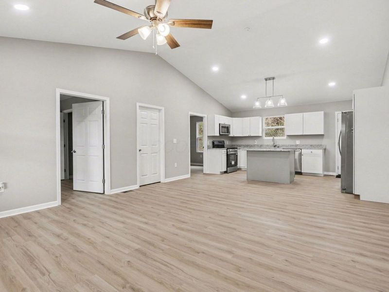 28430 Hide A Way Hills Road, Sugar Grove, OH 43155 Photo 11