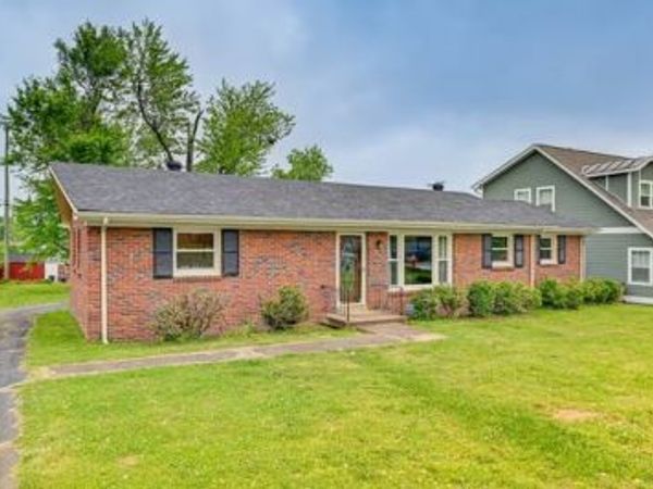 2810 Paden Dr , Nashville, TN 37206