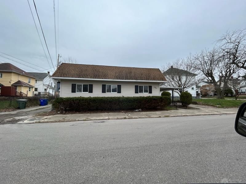 2012 Saint Charles Avenue, Dayton, OH 45410 Photo 2