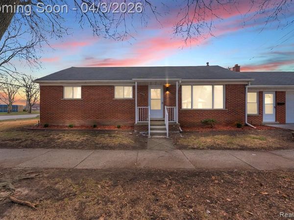 1301 Hollywood Street, Dearborn, MI 48124