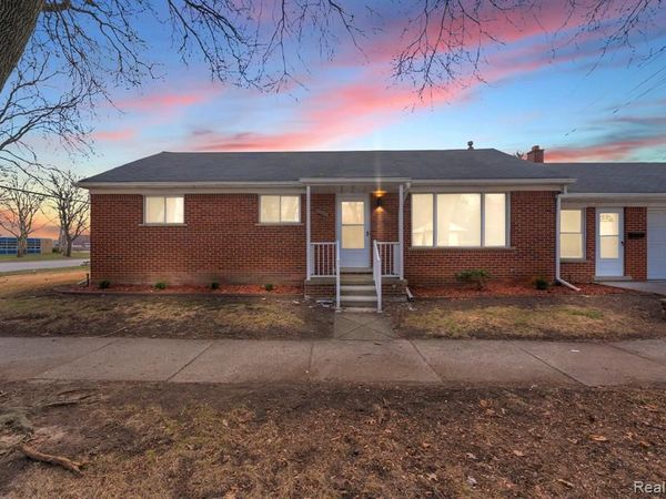 1301 Hollywood Street, Dearborn, MI 48124