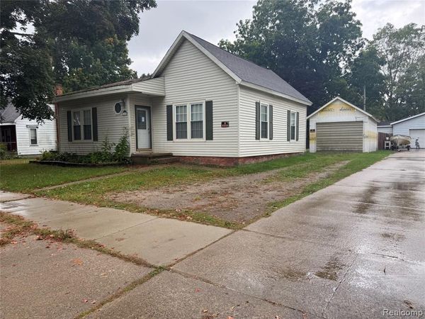 140 Alexander Street, Caro, MI 48723