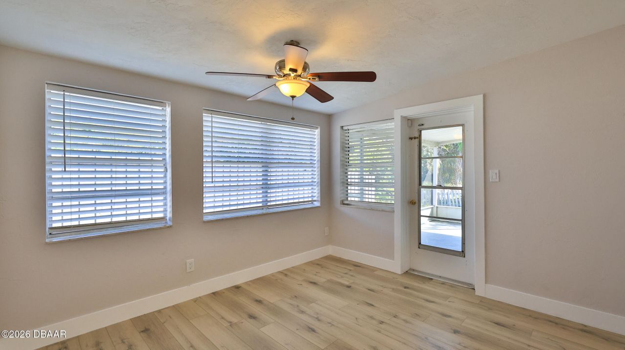 11 Swan Avenue, New Smyrna Beach, FL 32168 Photo
