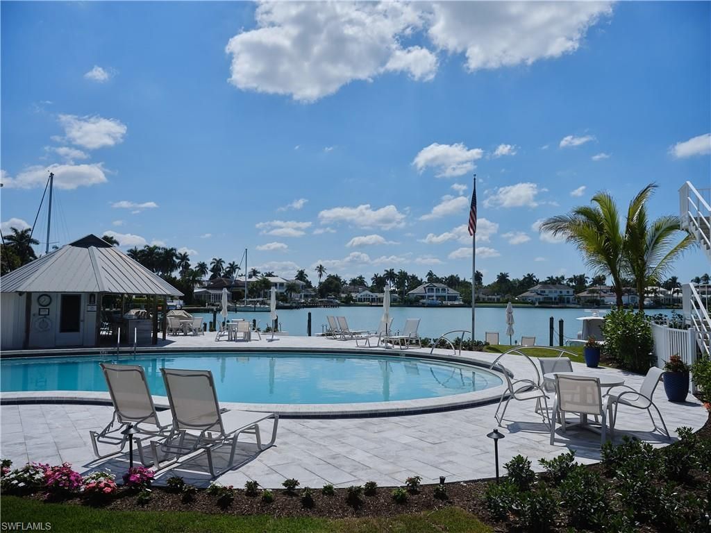 322 Harbour Dr, Unit 104D, Naples, FL 34103 Photo