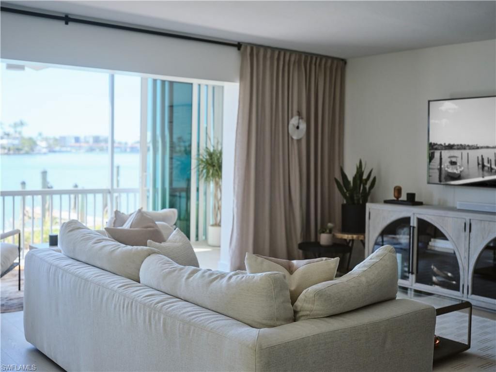 322 Harbour Dr, Unit 104D, Naples, FL 34103 Photo