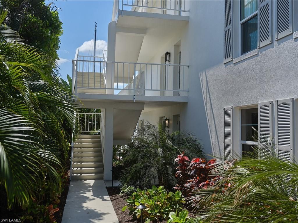 322 Harbour Dr, Unit 104D, Naples, FL 34103 Photo