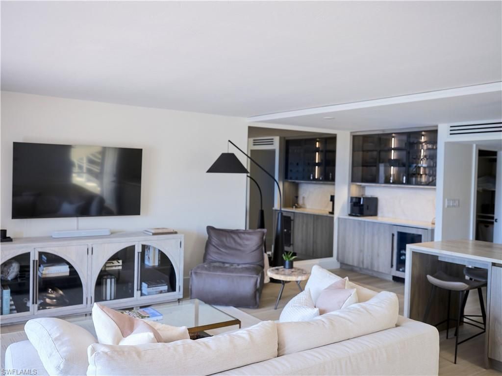 322 Harbour Dr, Unit 104D, Naples, FL 34103 Photo