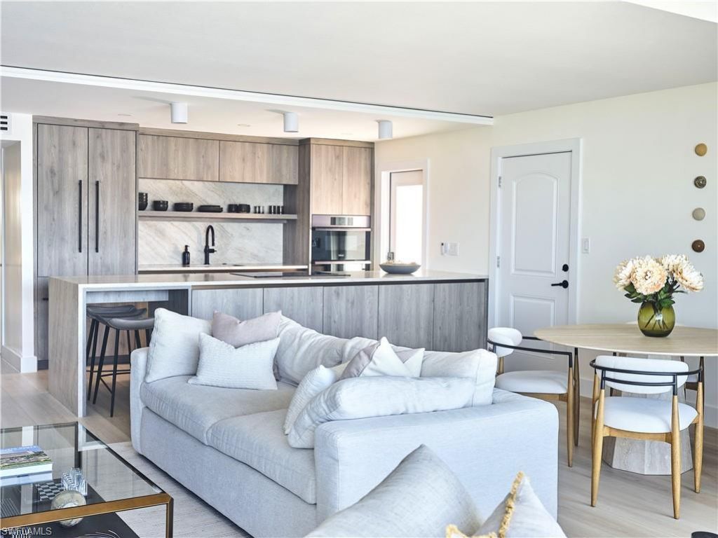 322 Harbour Dr, Unit 104D, Naples, FL 34103 Photo