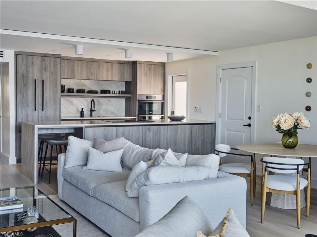 322 Harbour Dr, Unit 104D, Naples, FL 34103 Photo