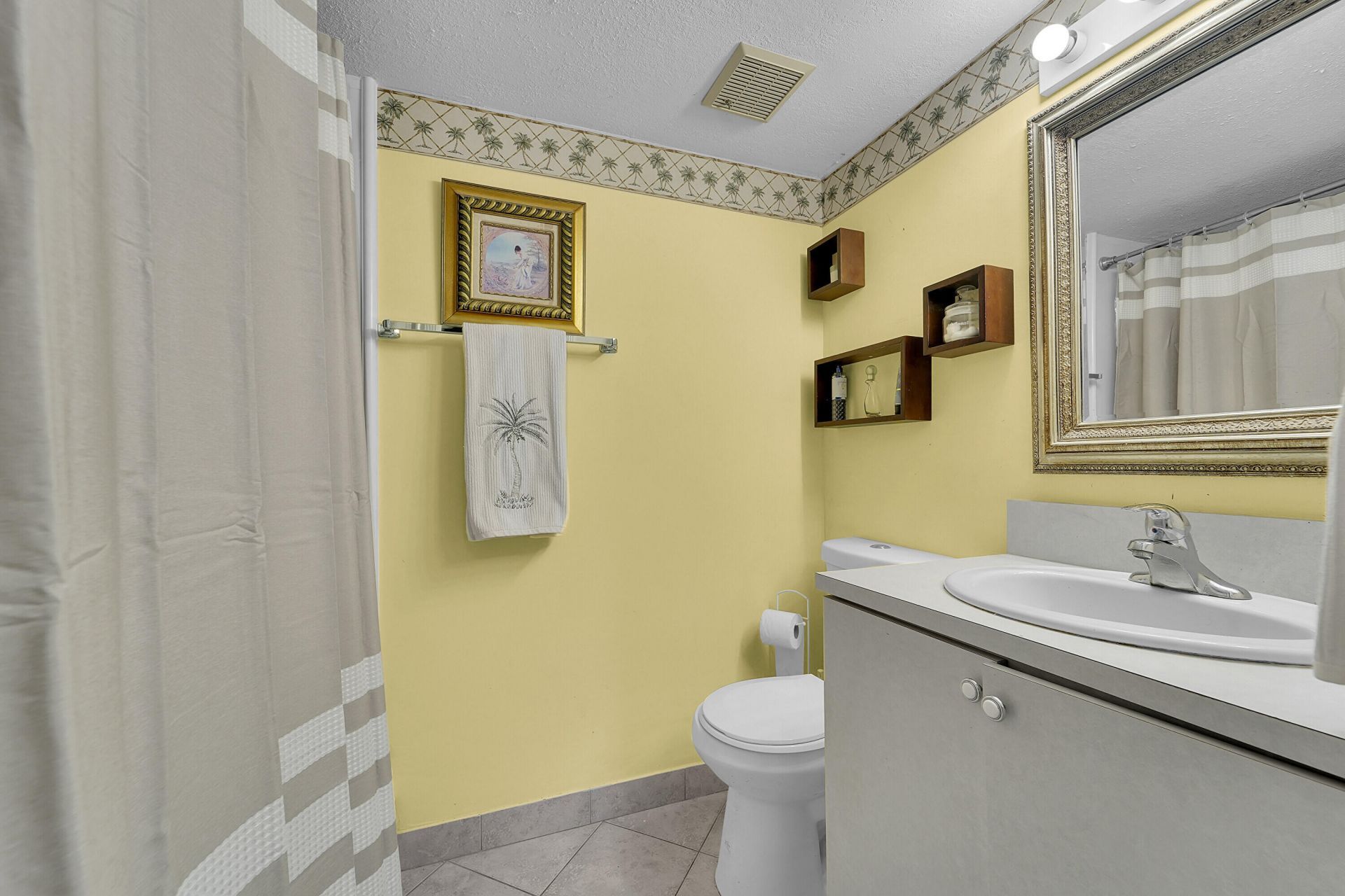 3909 N Ocean Boulevard, Unit 301, Fort Lauderdale, FL 33308 Photo