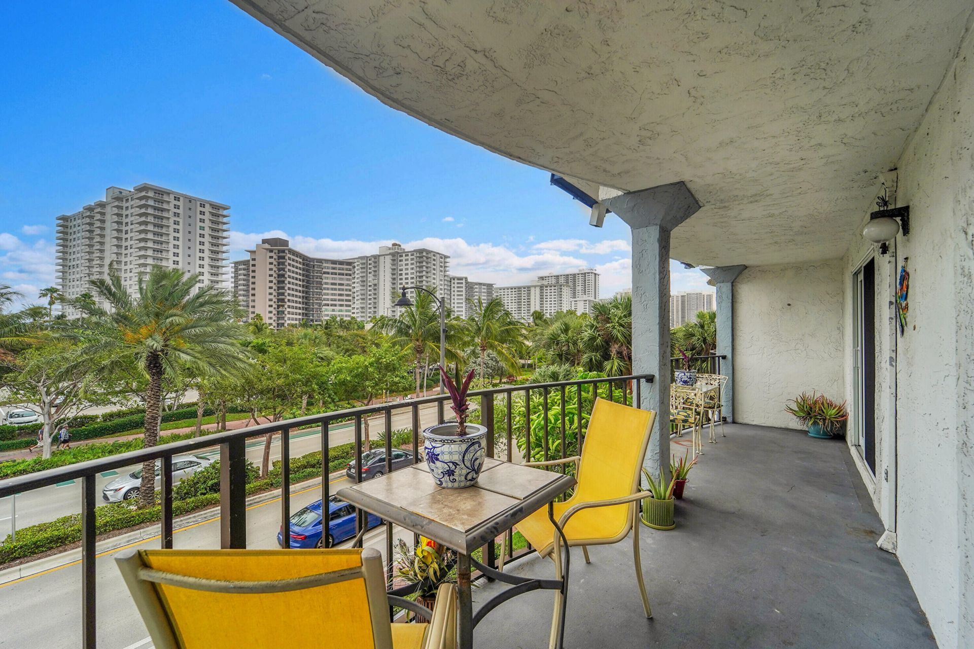 3909 N Ocean Boulevard, Unit 301, Fort Lauderdale, FL 33308 Photo