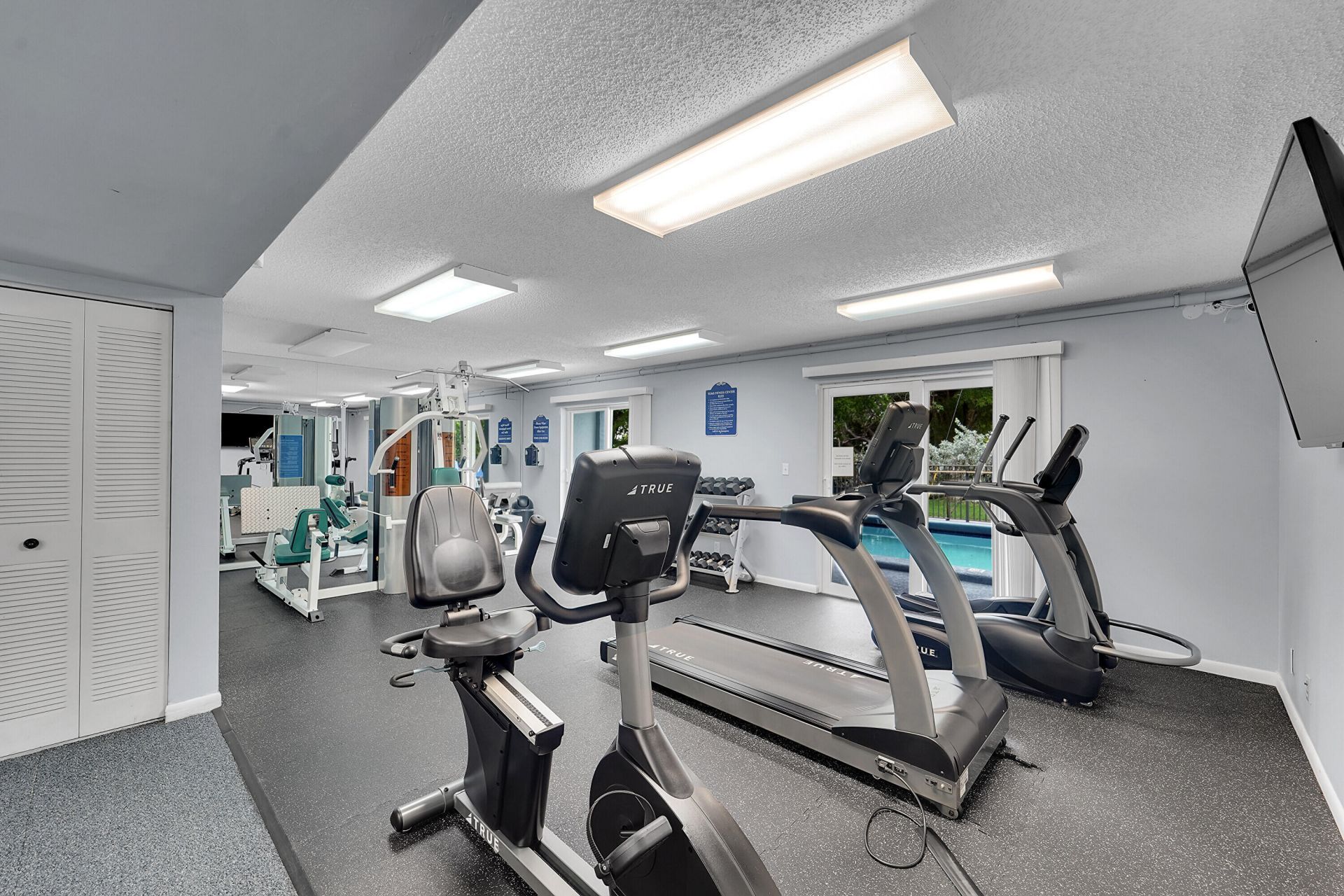 3909 N Ocean Boulevard, Unit 301, Fort Lauderdale, FL 33308 Photo