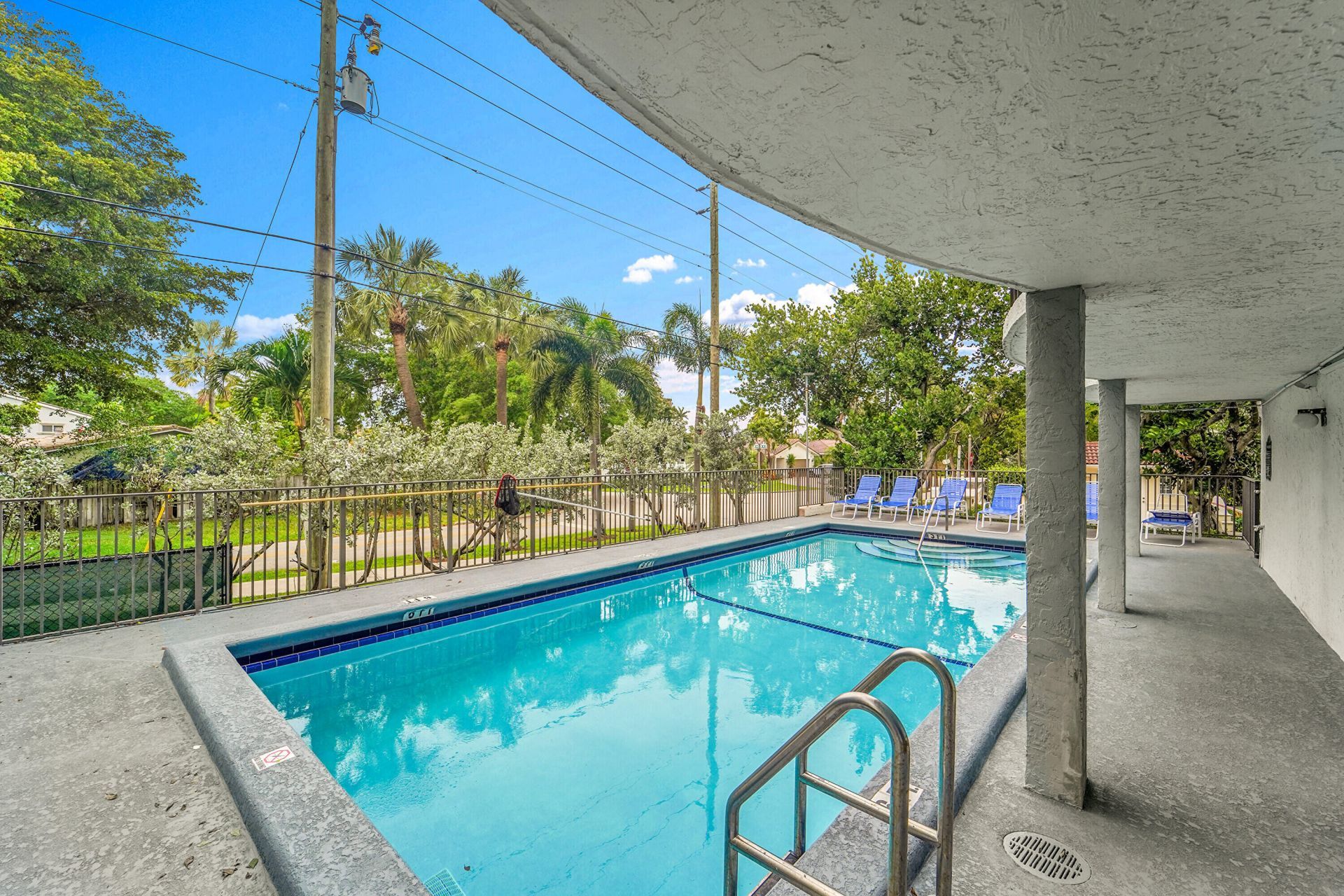 3909 N Ocean Boulevard, Unit 301, Fort Lauderdale, FL 33308 Photo