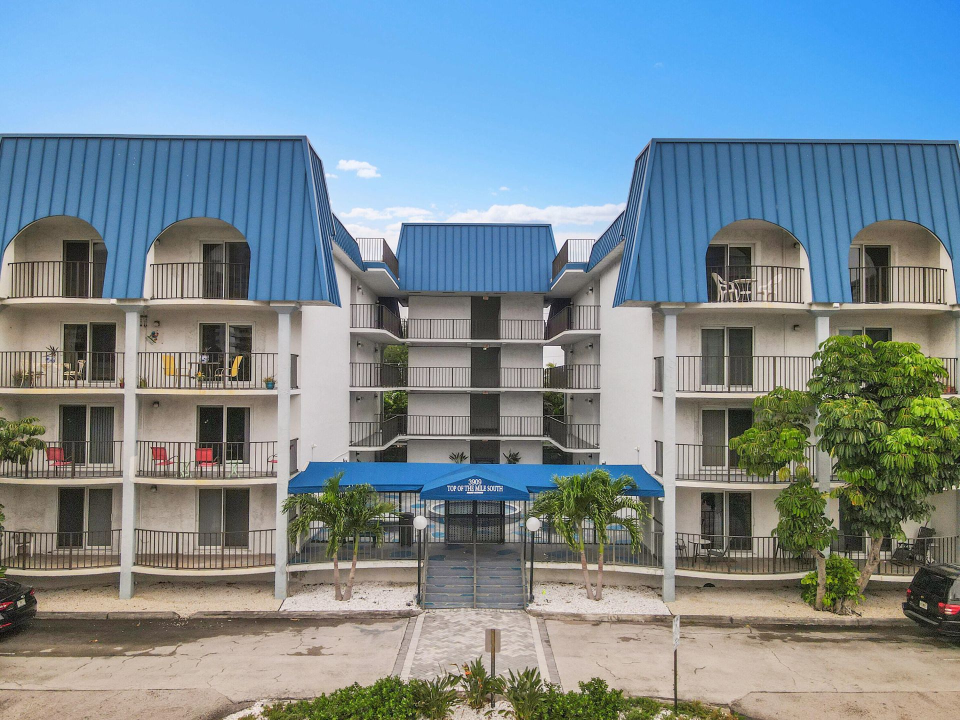 3909 N Ocean Boulevard, Unit 301, Fort Lauderdale, FL 33308 Photo