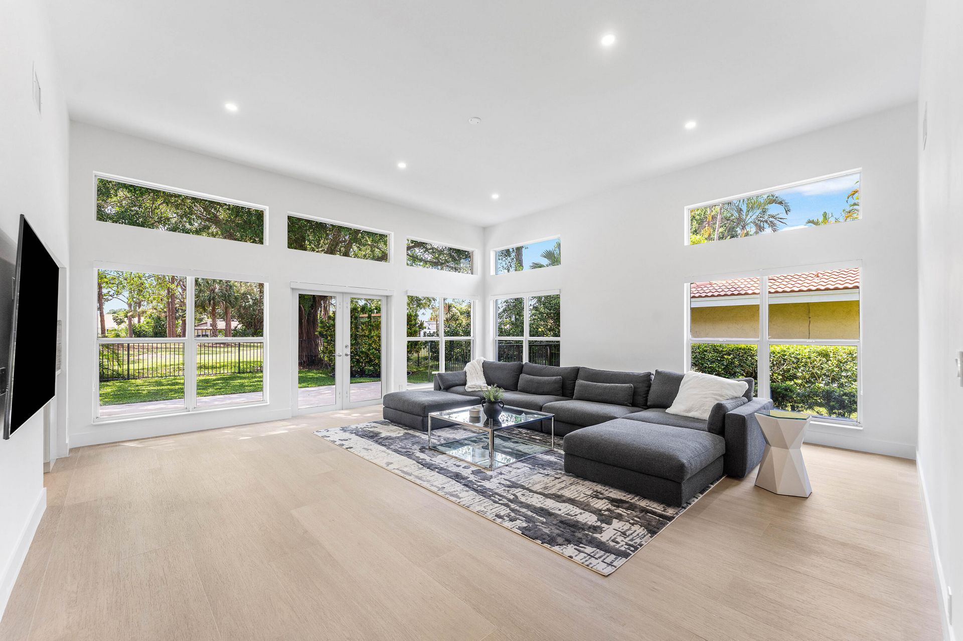 654 W Lakewoode Circle, Delray Beach, FL 33445 Photo