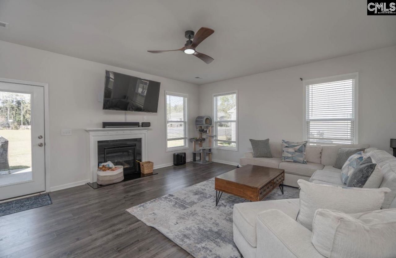 20 Breeders Court  Photo 10