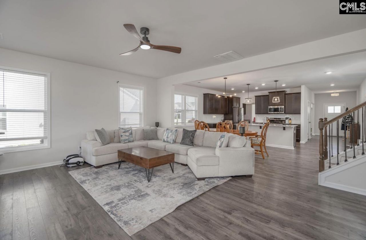 20 Breeders Court  Photo 11