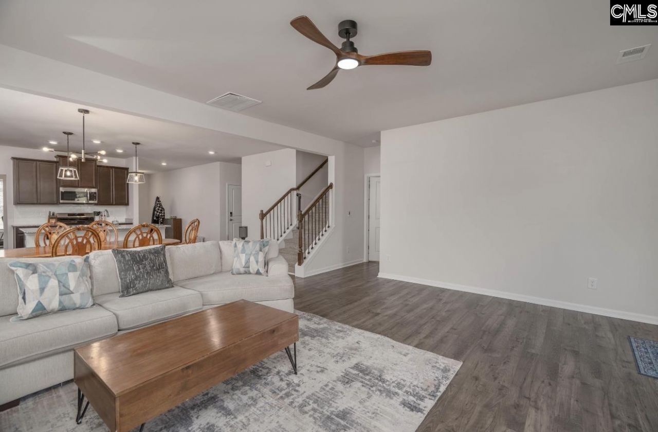 20 Breeders Court  Photo 12