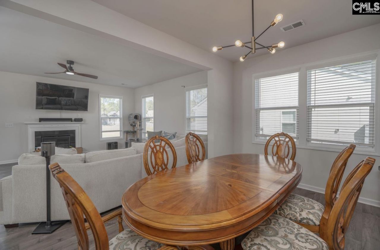 20 Breeders Court  Photo 13