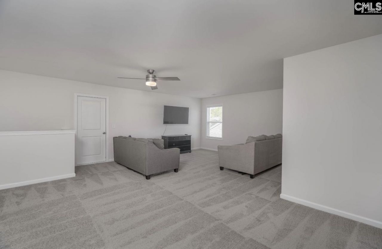 20 Breeders Court  Photo 21