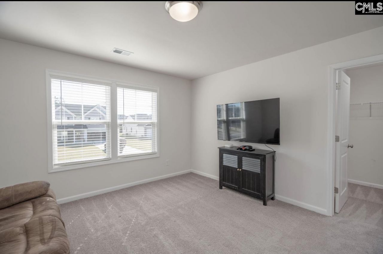 20 Breeders Court  Photo 25