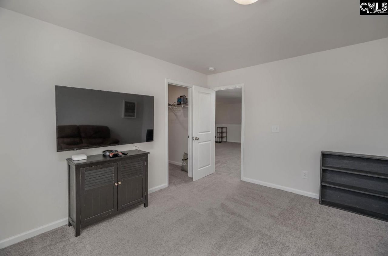 20 Breeders Court  Photo 26