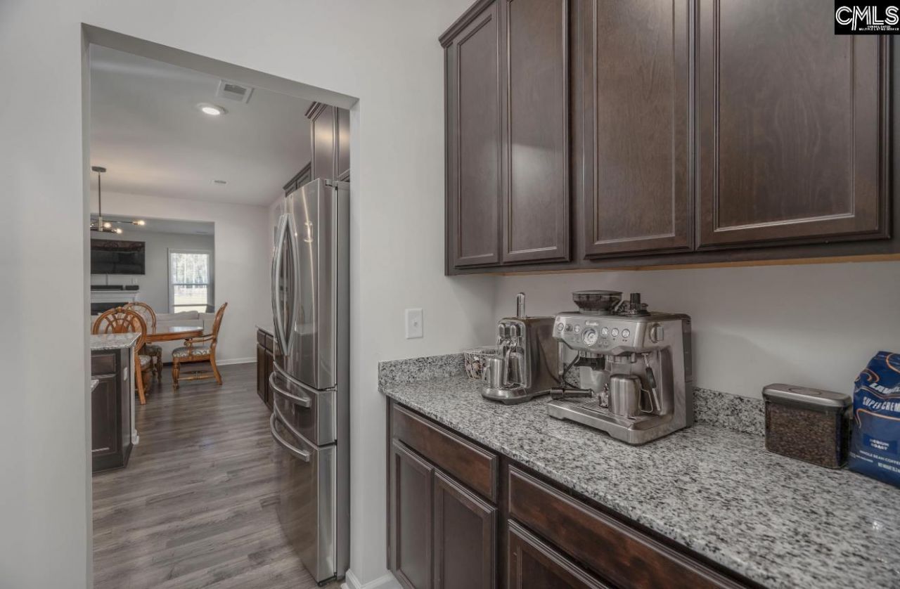 20 Breeders Court  Photo 9