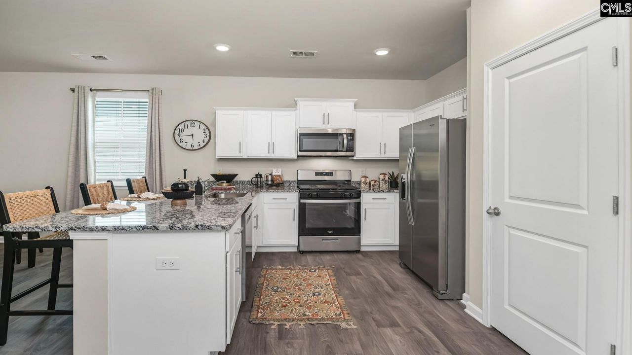 130 Tahoe Drive  Photo 6