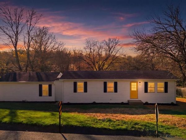 39 NIGHTINGALE LANE , SHEPHERDSTOWN, WV 25443