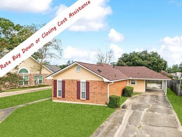 15337 Woodlore Dr, Baton Rouge, LA 70816