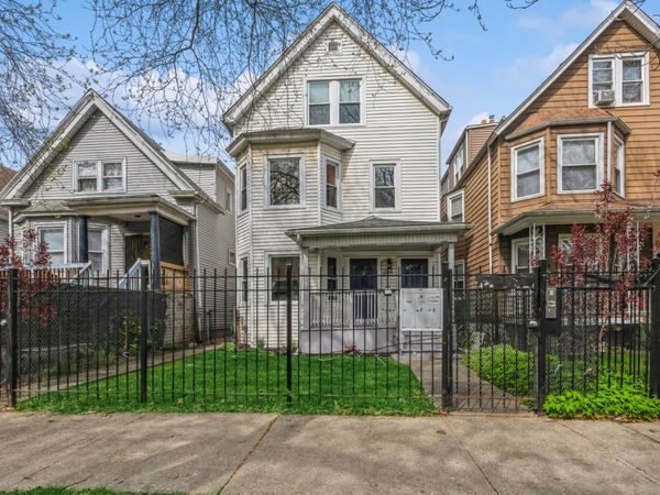 Unit 1, Chicago, IL 60618