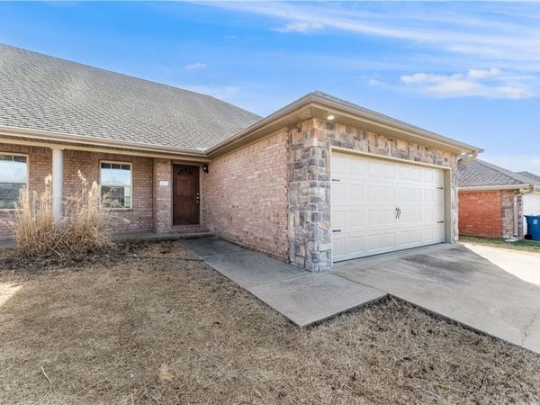 3005 SW Deerfield Boulevard , Unit 2, Bentonville, AR 72713