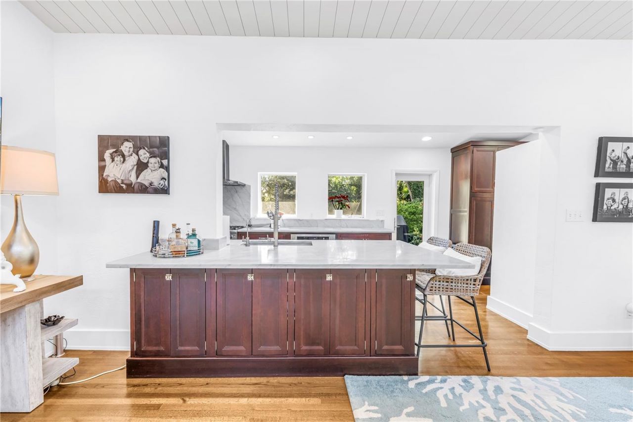 209 Bandera Way Ne, Saint Petersburg, FL 33704 Photo