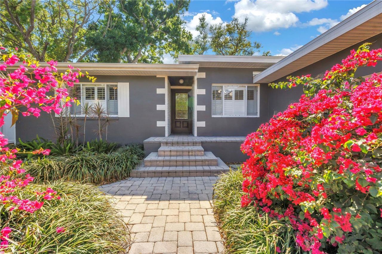 209 Bandera Way Ne, Saint Petersburg, FL 33704 Photo