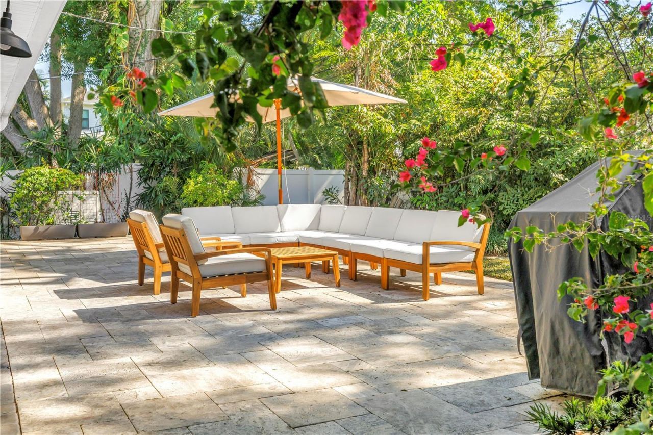 209 Bandera Way Ne, Saint Petersburg, FL 33704 Photo