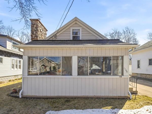 1306 S LAWE STREET, Appleton, WI 54915