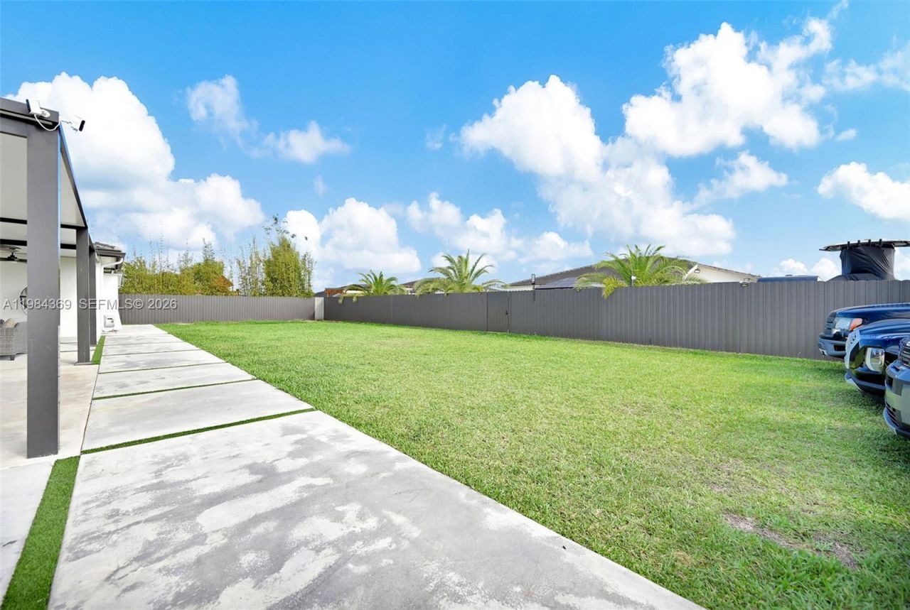 13334 SW 227th St, Miami, FL 33170 Photo