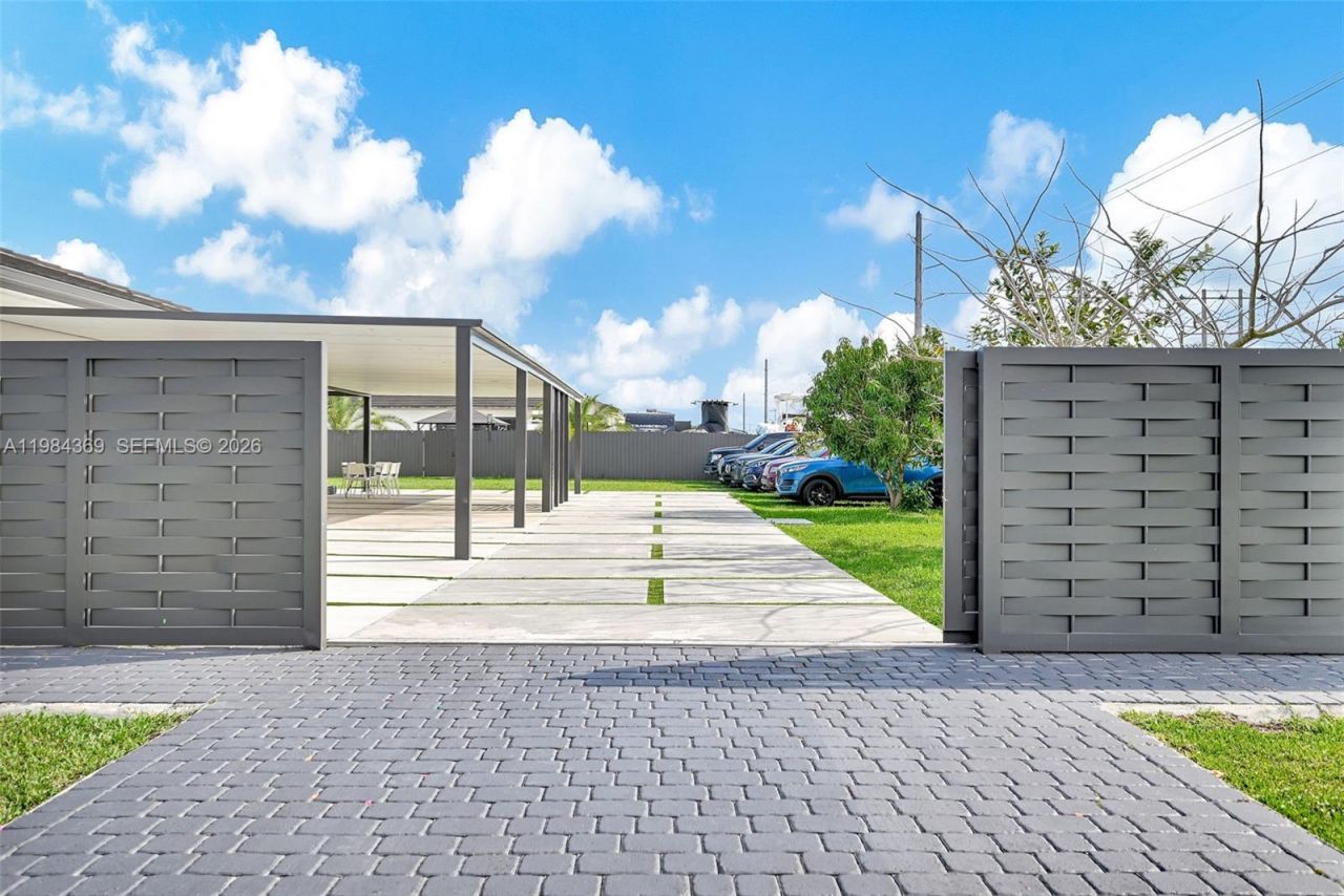 13334 SW 227th St, Miami, FL 33170 Photo