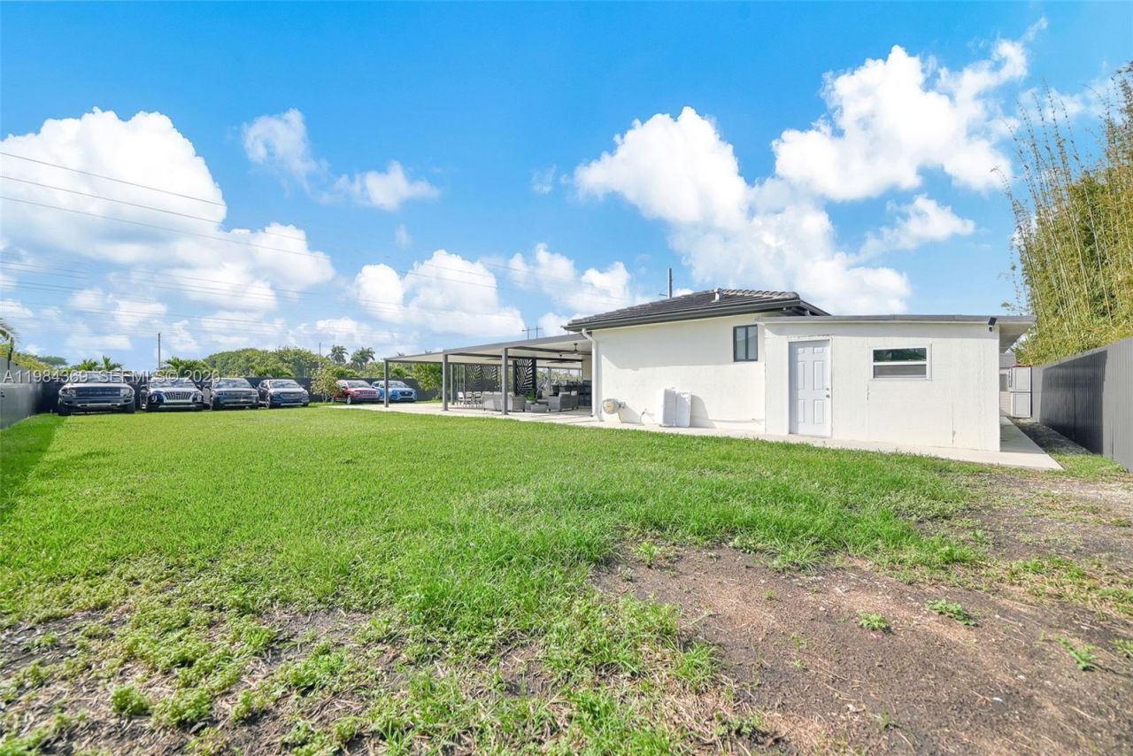 13334 SW 227th St, Miami, FL 33170 Photo