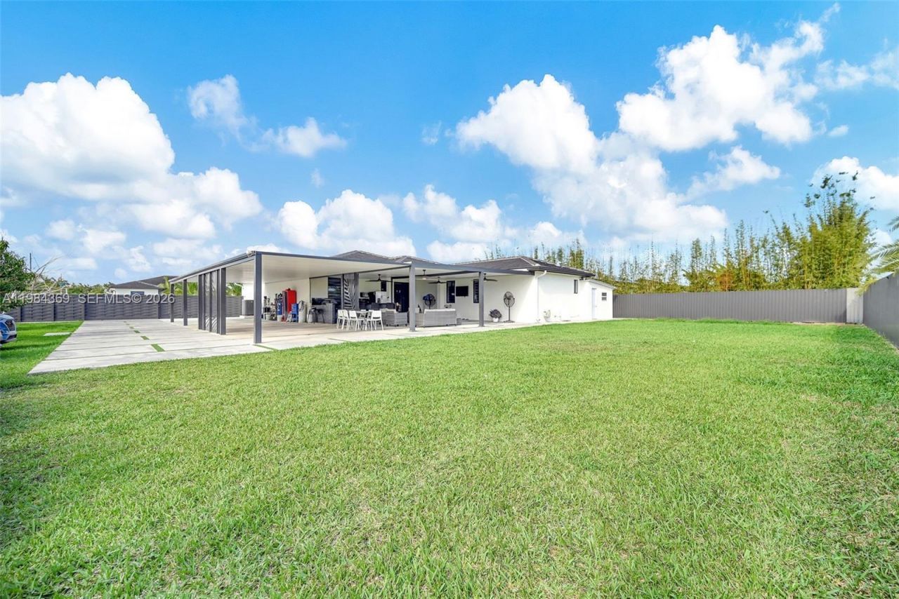 13334 SW 227th St, Miami, FL 33170 Photo