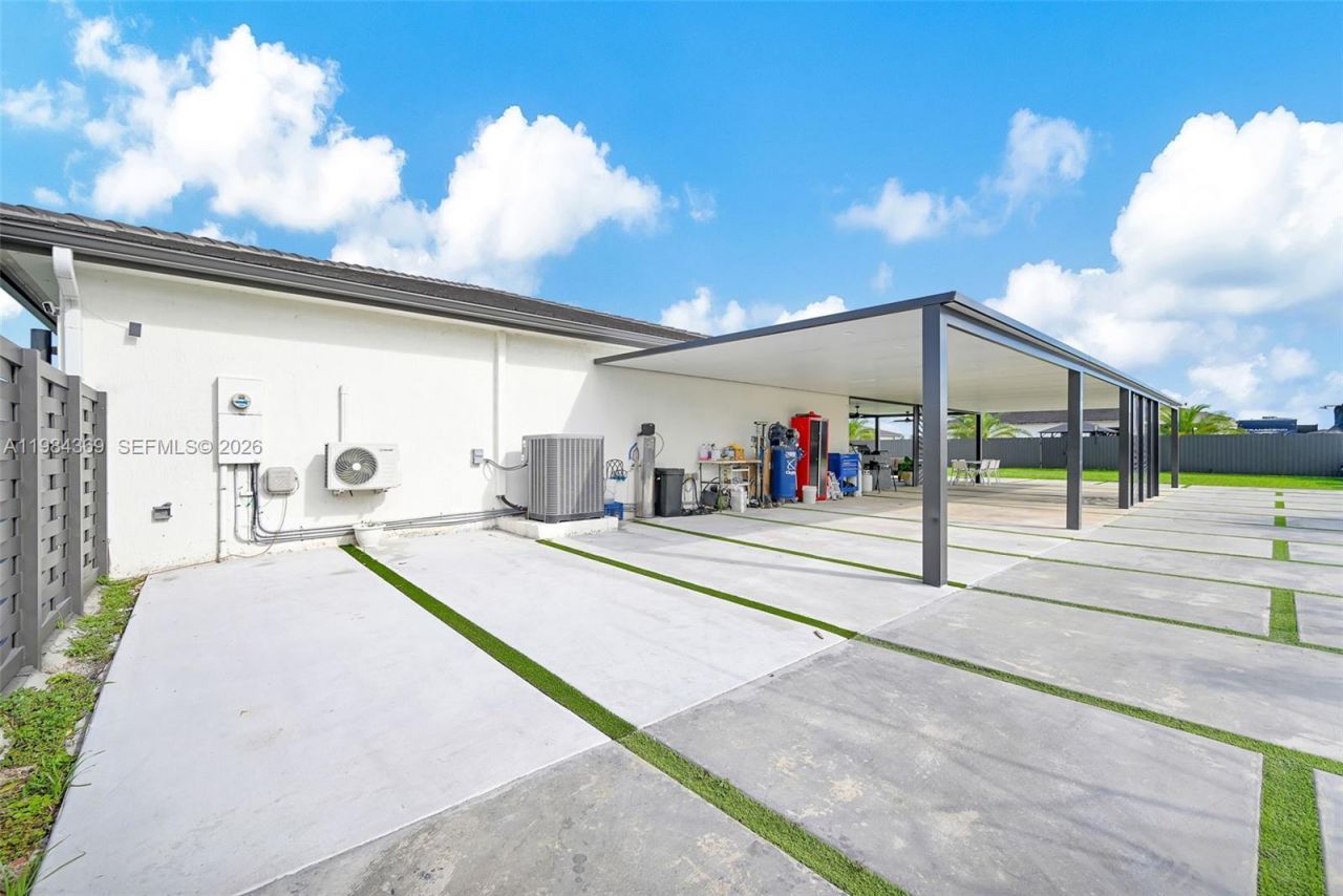 13334 SW 227th St, Miami, FL 33170 Photo