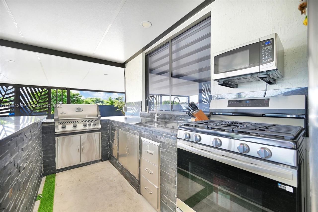 13334 SW 227th St, Miami, FL 33170 Photo