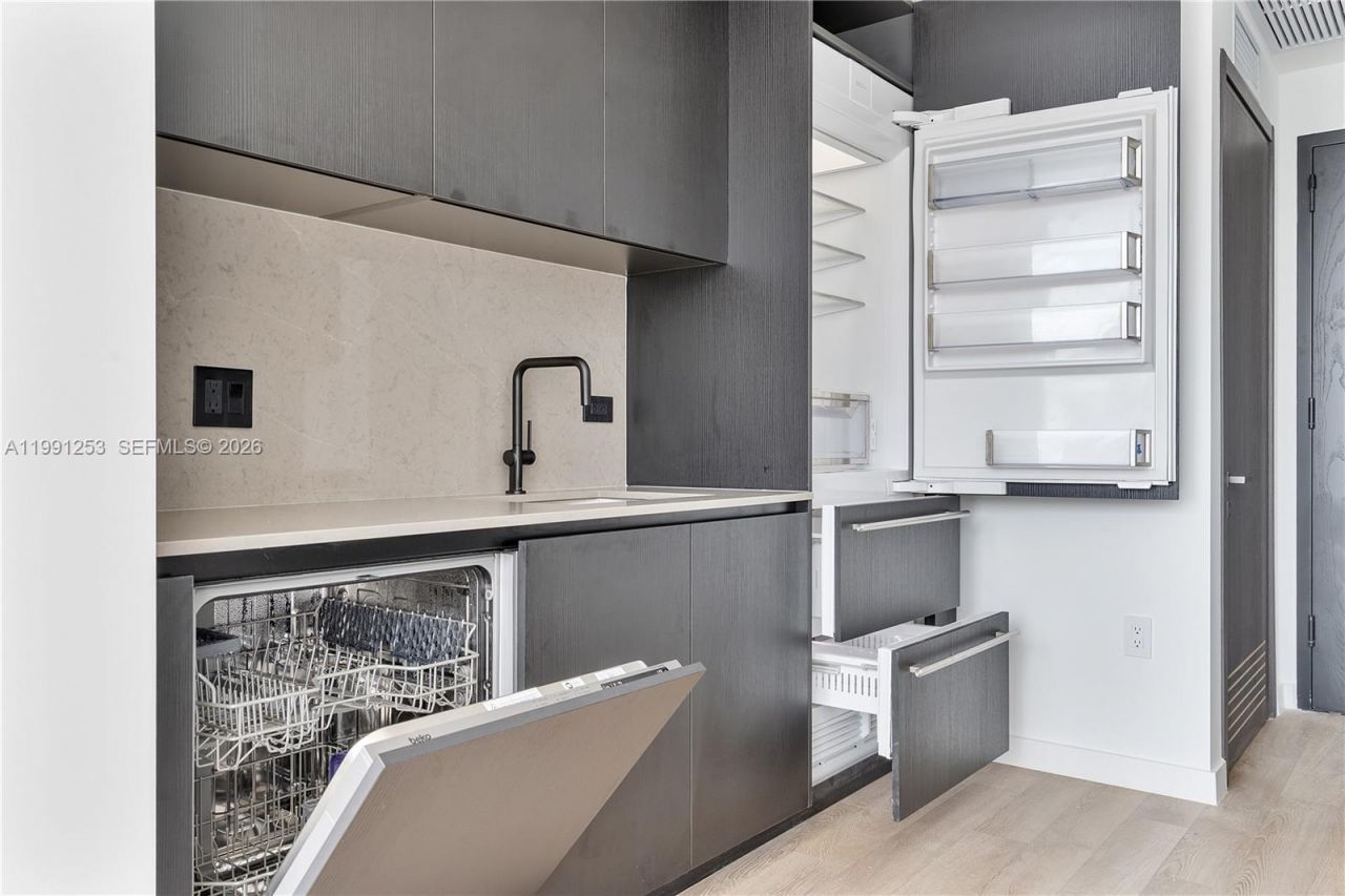 20 NE 11th St , Unit 3809, Miami, FL 33132 Photo