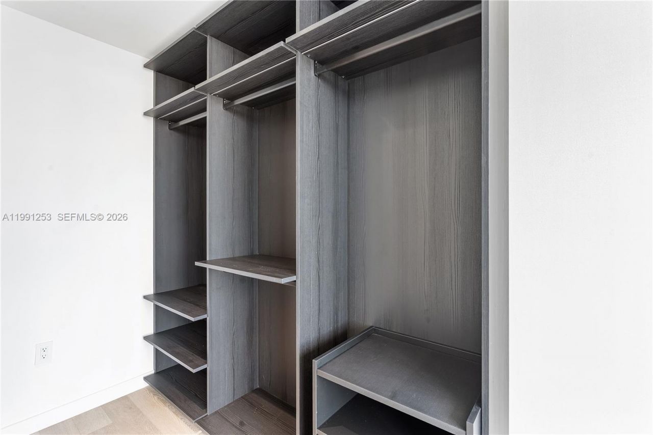 20 NE 11th St , Unit 3809, Miami, FL 33132 Photo