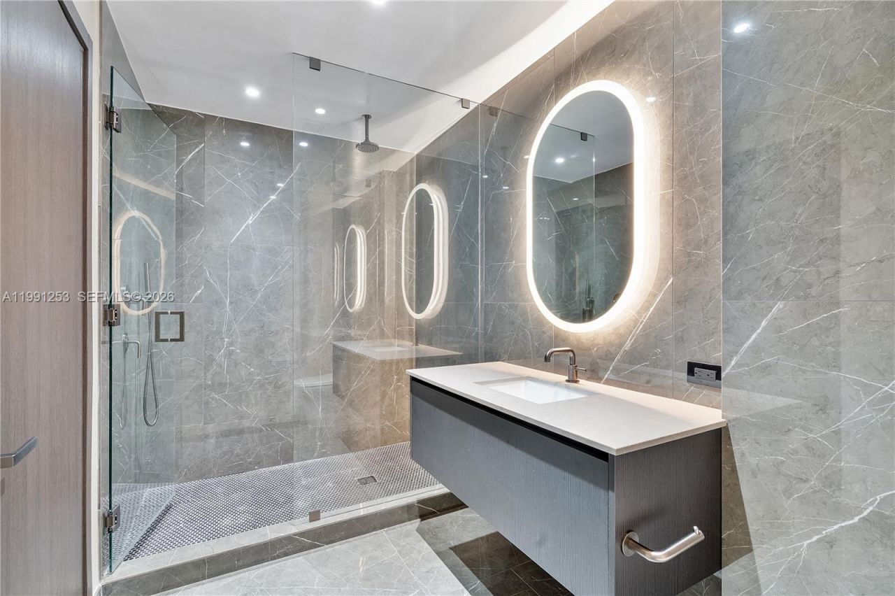 20 NE 11th St , Unit 3809, Miami, FL 33132 Photo