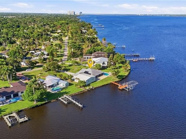 4473 E Riverside DR, FORT MYERS, FL 33905